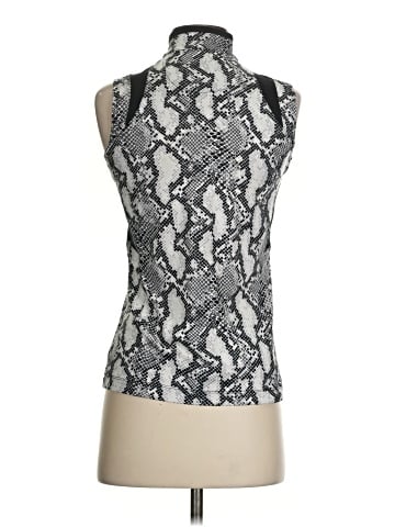 Tail Tank Top (view 2)
