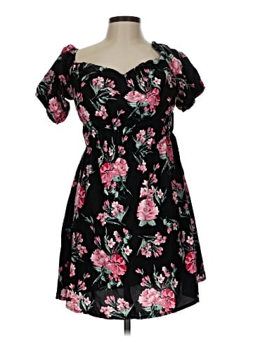 Unbranded Cocktail Dress (view 1)