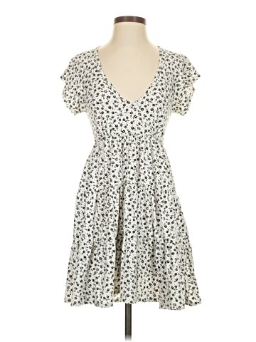 Urban Outfitters Casual Dress (view 1)