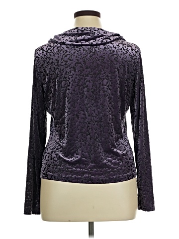 Jh Collectibles Long Sleeve Top (view 2)