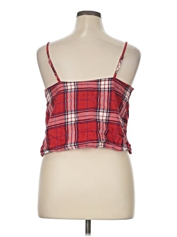colsie Tank Top (view 2)