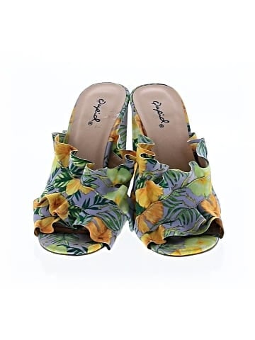 Qupid Sandals (view 2)