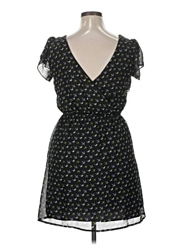 Belle Du Jour Casual Dress (view 2)