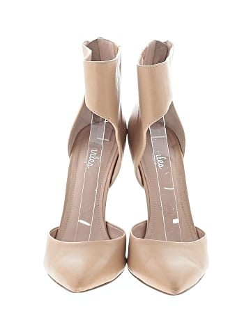 Charles by Charles David Heels (view 2)
