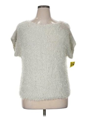 Jennifer Lopez Short Sleeve Top (view 1)