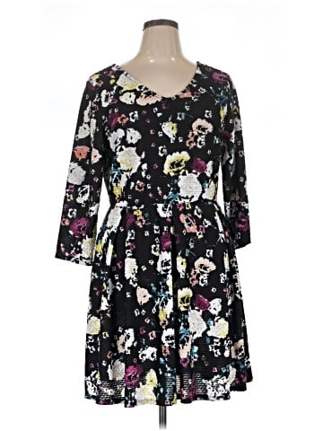 Eyeshadow Casual Dress (view 1)