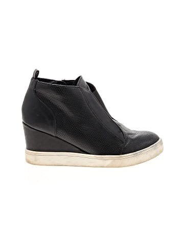Mia Sneakers (view 1)