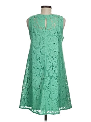 Donna Morgan Cocktail Dress (view 2)