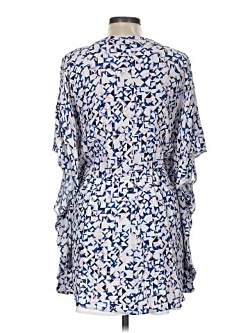 Cupcakes & Cashmere Casual Dress (view 2)