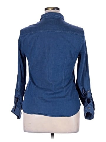 New York & Company Long Sleeve Button-Down Shirt (view 2)