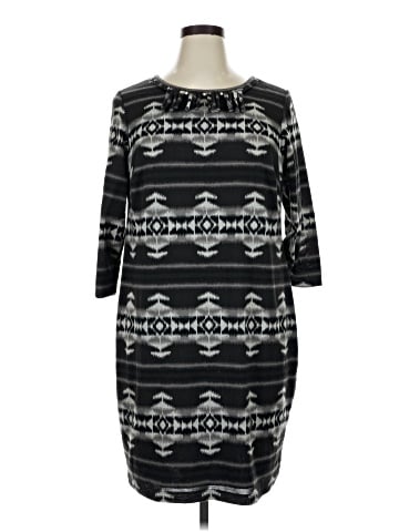 Signature by Robbie Bee Casual Dress (view 1)