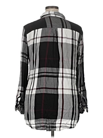 Cato Long Sleeve Button-Down Shirt (view 2)