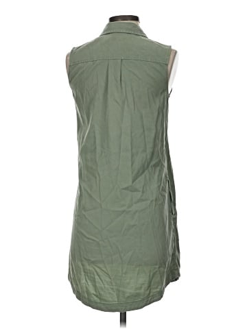Vineyard Vines Sleeveless Button-Down Shirt (view 2)