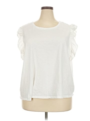 a.n.a. A New Approach Sleeveless T-Shirt (view 1)