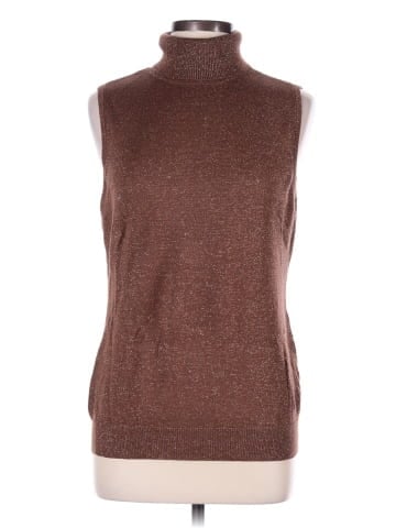 Lane Bryant Outlet Sleeveless T-Shirt (view 1)