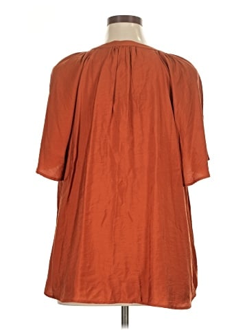 Ava & Viv Short Sleeve Blouse (view 2)