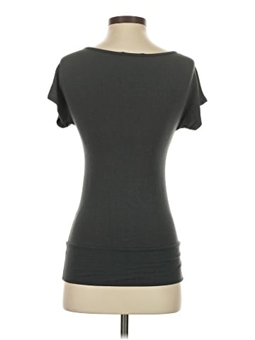 Romeo & Juliet Couture Short Sleeve T-Shirt (view 2)