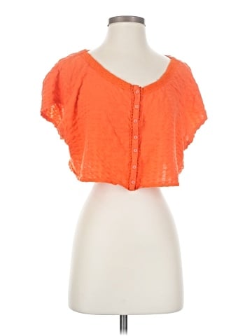 Urban Outfitters Short Sleeve T-Shirt (view 1)