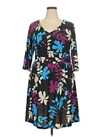 Spruce & Sage Casual Dress (view 1)