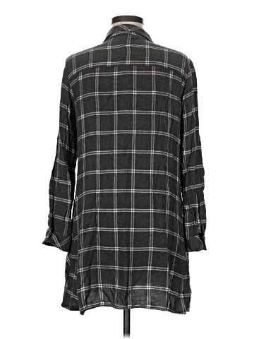Zara Basic 3/4 Sleeve Button-Down Shirt (view 2)