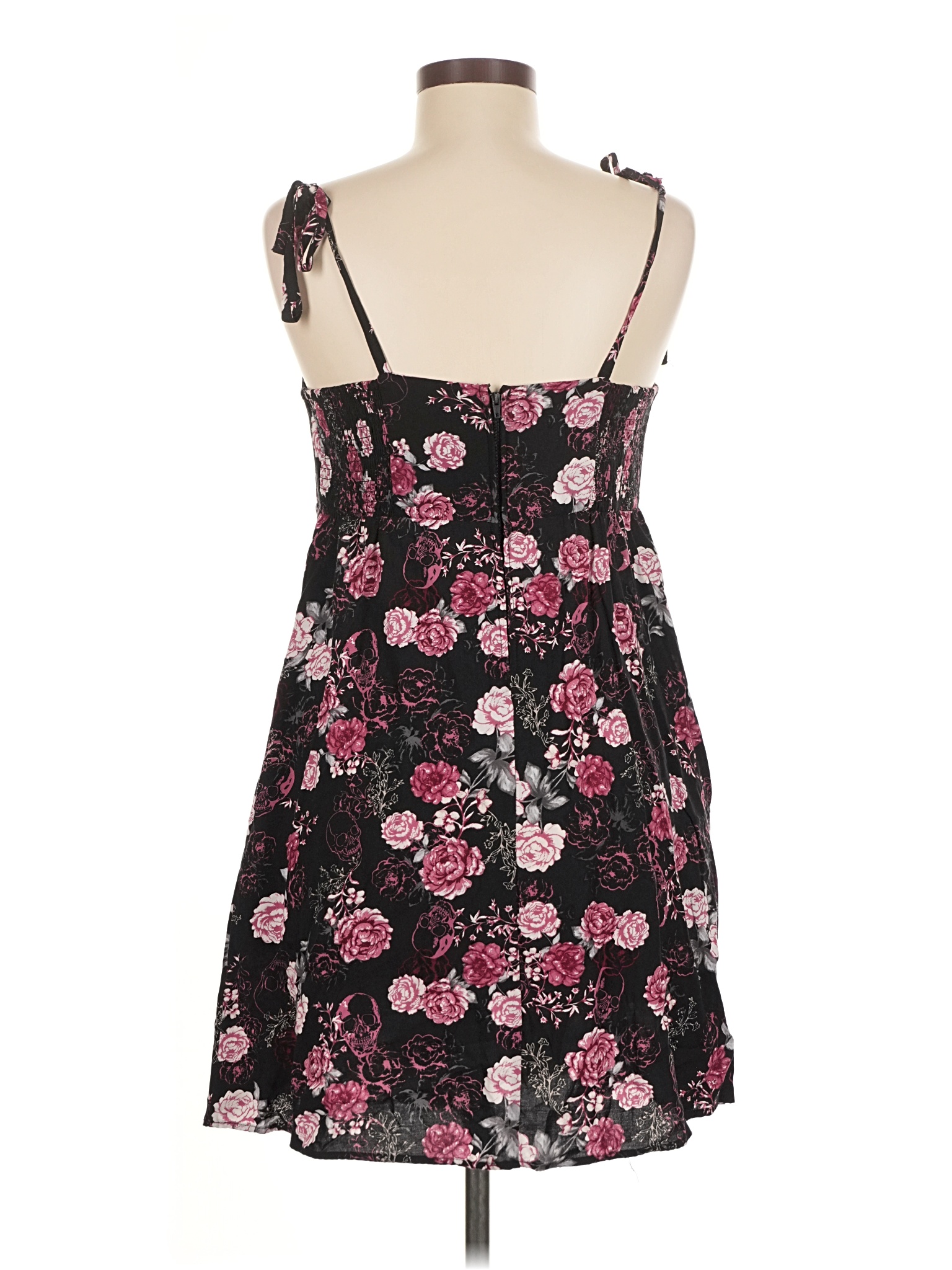 Hot Topic Women's Dresses On Sale Up To 90% Off Retail | ThredUp