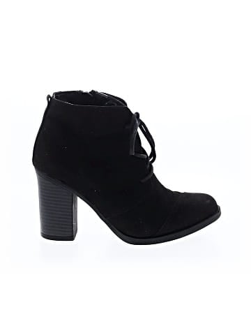 Toetos Ankle Boots (view 1)