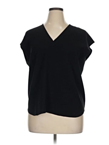Vince. Short Sleeve Top (view 1)