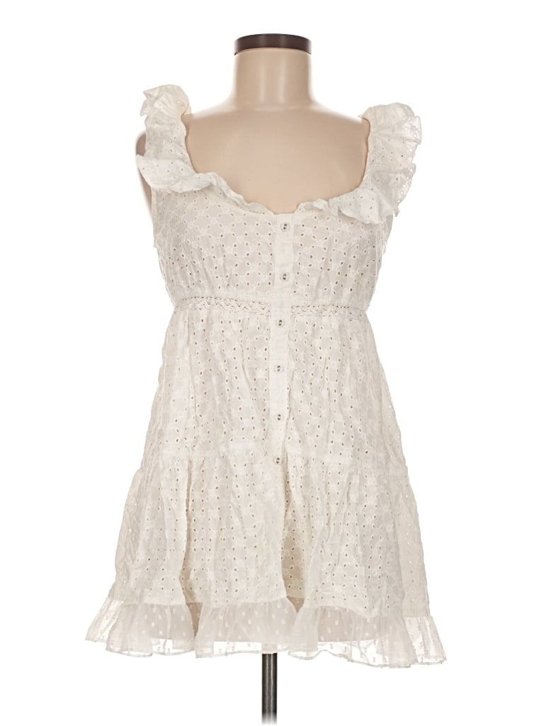 Pre-owned Playa Lucila Casual Dress In Ivory