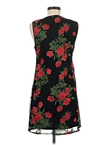 Romeo & Juliet Couture Cocktail Dress (view 2)