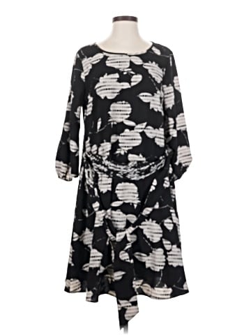 The Odells Casual Dress (view 1)