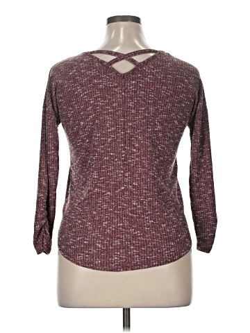 Bobbie Brooks 3/4 Sleeve Top (view 2)