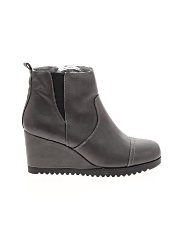 Khombu Boots (view 1)