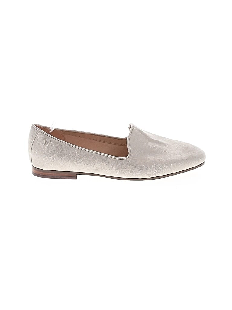 Pre-owned Vionic Flats In Silver