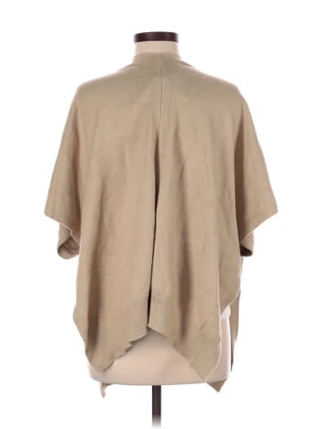 Coco + Carmen Poncho (view 2)