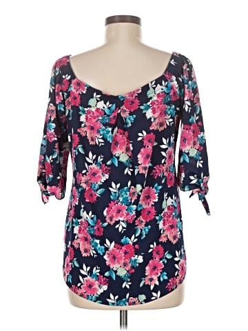 Status 3/4 Sleeve Blouse (view 2)