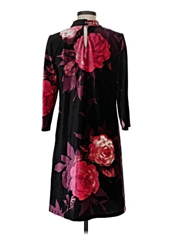 Sandra Darren Casual Dress (view 2)