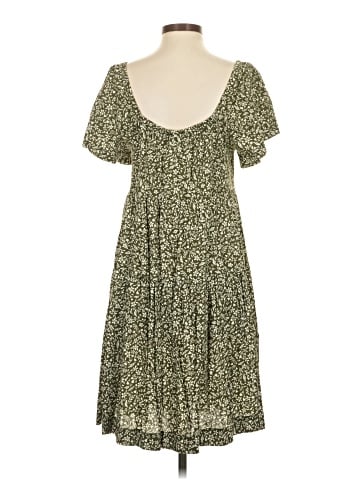 Old Navy Casual Dress (view 2)
