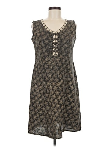 The Territory Ahead Casual Dress (view 1)