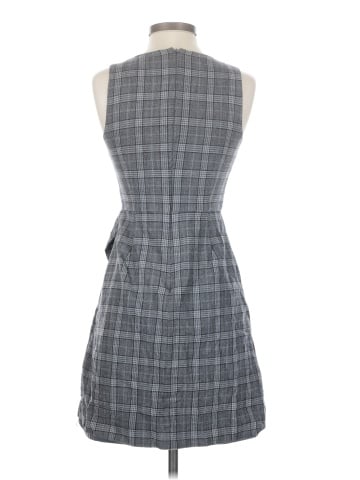 Banana Republic Casual Dress (view 2)