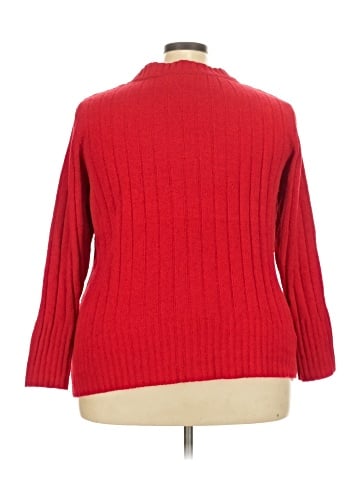North Crest Pullover Sweater (view 2)