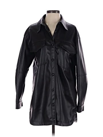 Apparis Raincoat (view 1)
