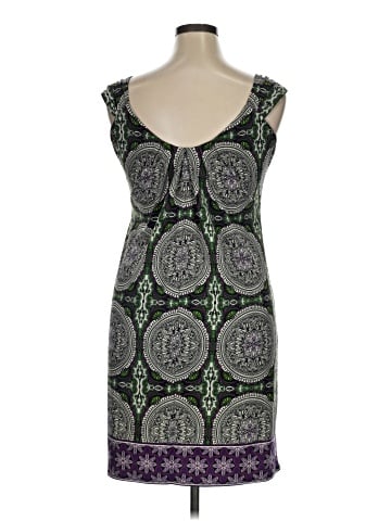 Signature London Style Sleeveless Top (view 2)