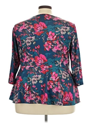 Isabel + Alice 3/4 Sleeve Top (view 2)