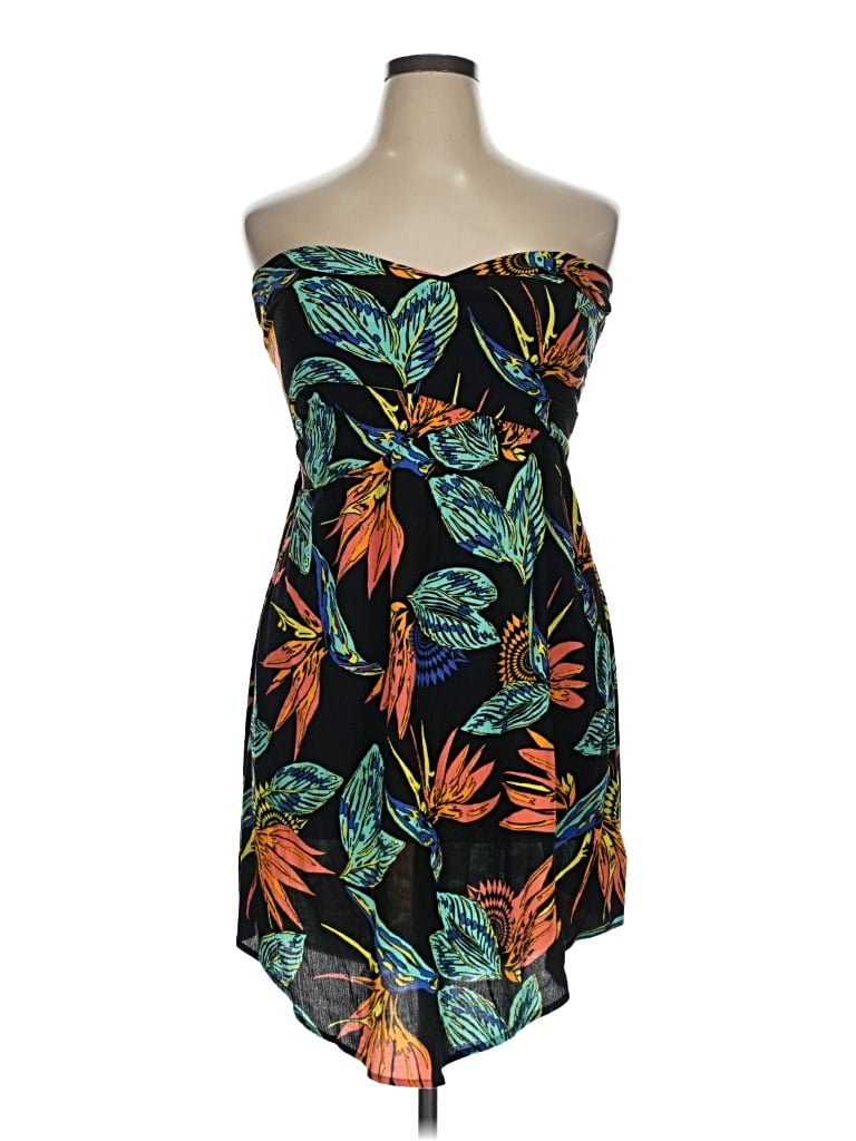 Pre-owned Volcom Cocktail Dress In Black
