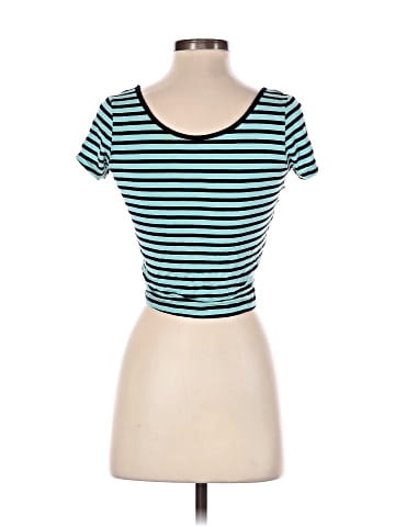 Liz Lange Short Sleeve T-Shirt (view 2)
