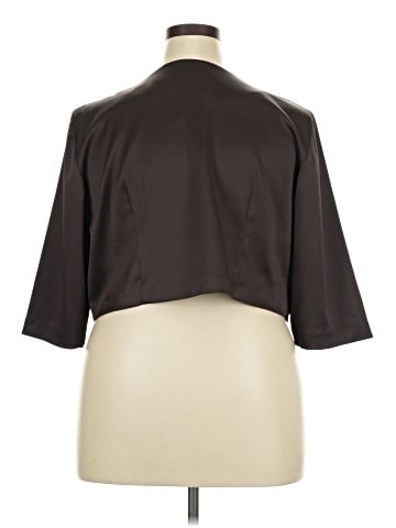 Signature by Robbie Bee Short Sleeve Blouse (view 2)