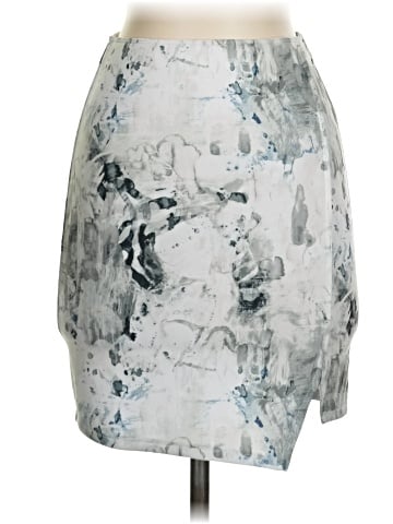 Abercrombie & Fitch Casual Skirt (view 1)