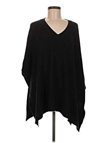 Sisters Poncho (view 1)