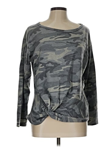 Soprano Long Sleeve T-Shirt (view 1)