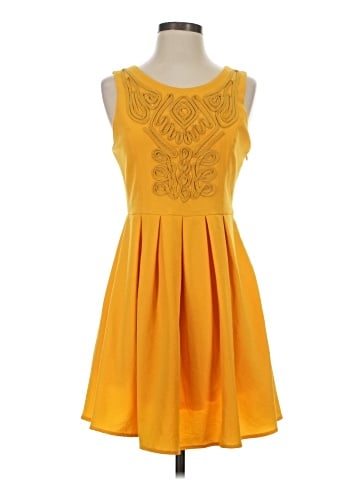 Esley Casual Dress (view 1)